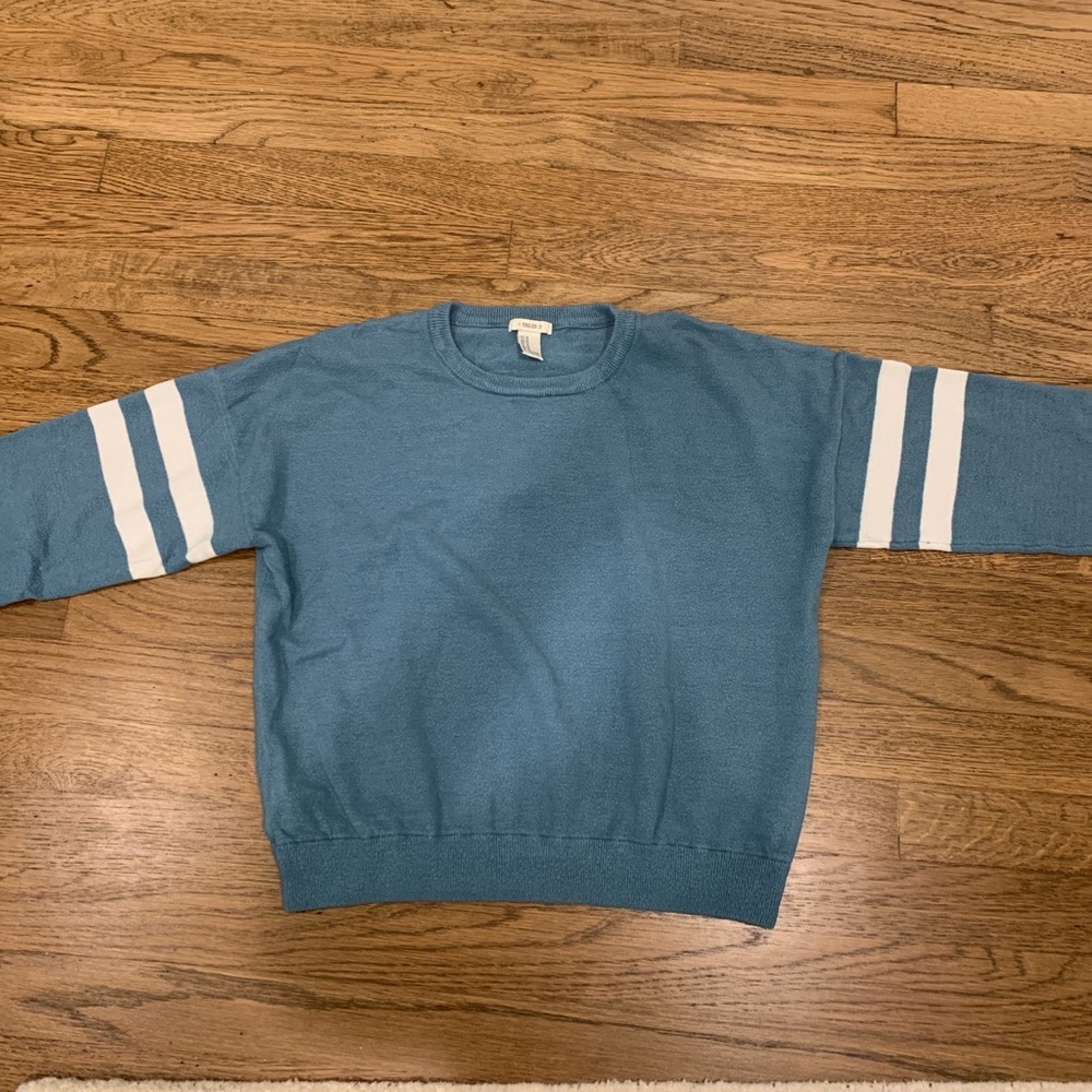 Forever 21 sweater
